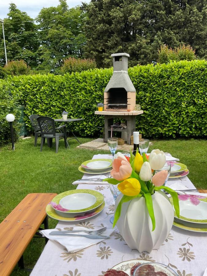 Villa Indipendente A Pochi Passi Dal Lago San Felice del Benaco Exteriör bild