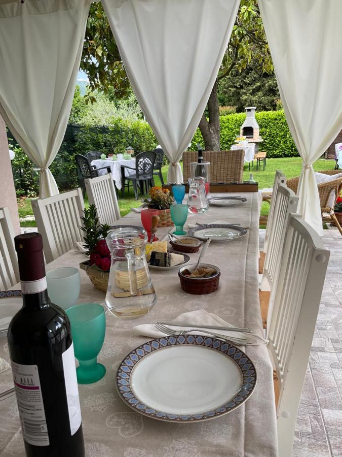 Villa Indipendente A Pochi Passi Dal Lago San Felice del Benaco Exteriör bild