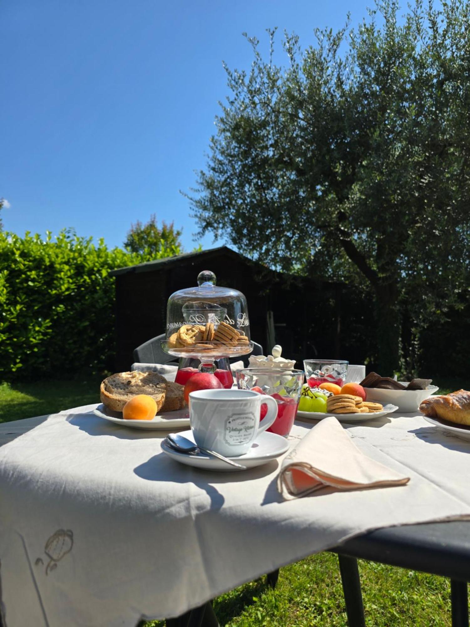 Villa Indipendente A Pochi Passi Dal Lago San Felice del Benaco Exteriör bild