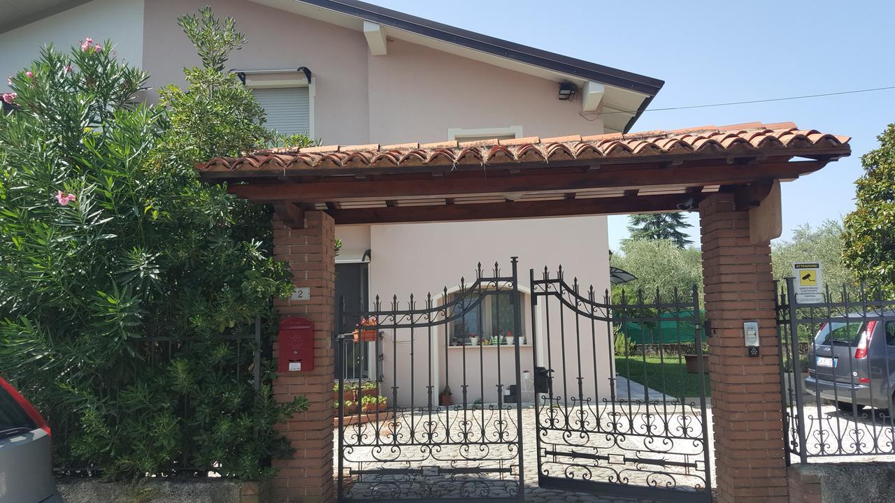 Villa Indipendente A Pochi Passi Dal Lago San Felice del Benaco Exteriör bild