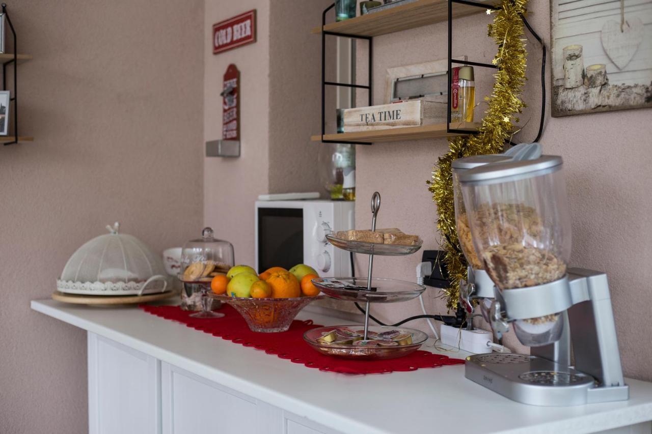 Villa Indipendente A Pochi Passi Dal Lago San Felice del Benaco Exteriör bild