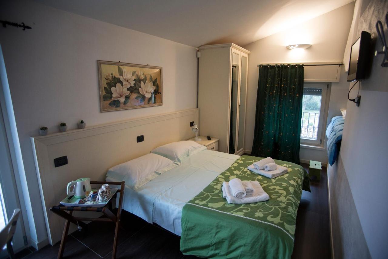 Villa Indipendente A Pochi Passi Dal Lago San Felice del Benaco Exteriör bild